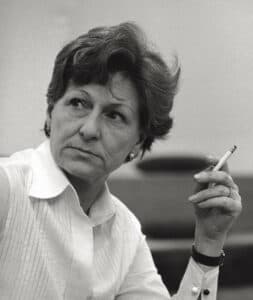 Mila Schon