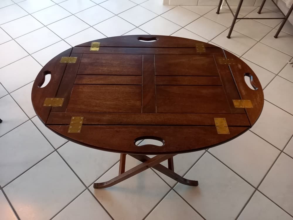 Tasación Mesa Baja Marina Butler Caoba Siglo XIX