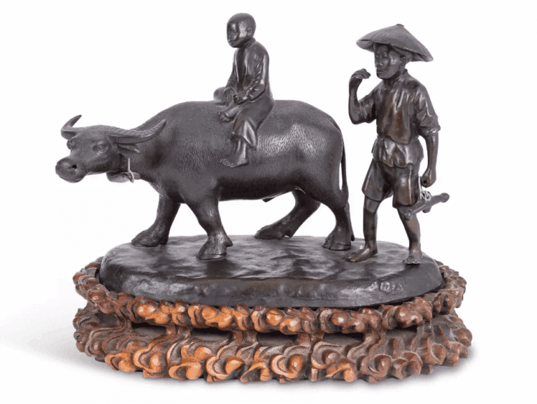 objeto de bronce