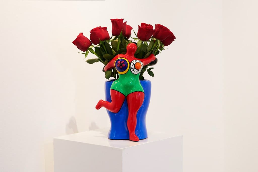 Tasación de la Escultura en Resina Colorida titulada The Couple de Niki de Saint Phalle datada en 2001