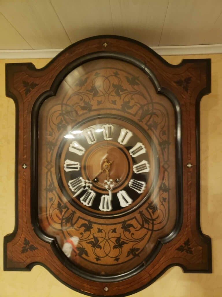Tasación de Precio para un Reloj de Segunda Mano en Muy Buen Estado. Tasación de Precio para un Reloj de Segunda Mano en Muy Buen Estado.