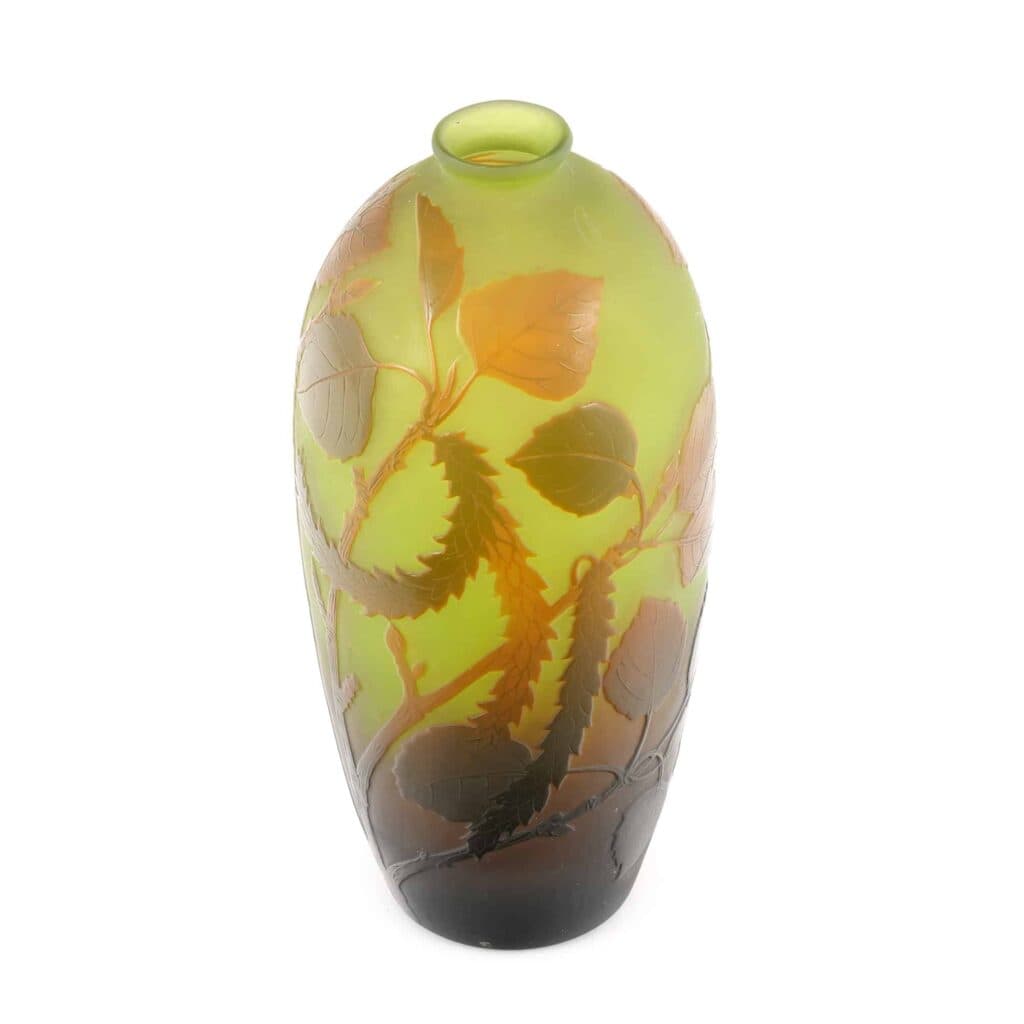 Tasación del valor de un Jarrón de Argental de estilo Art Déco con motivo floral firmado